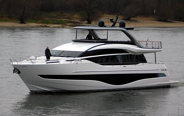 Messe 'boot D&uuml;sseldorf' 2025 - Ankunft der 'Prinzessinnen'