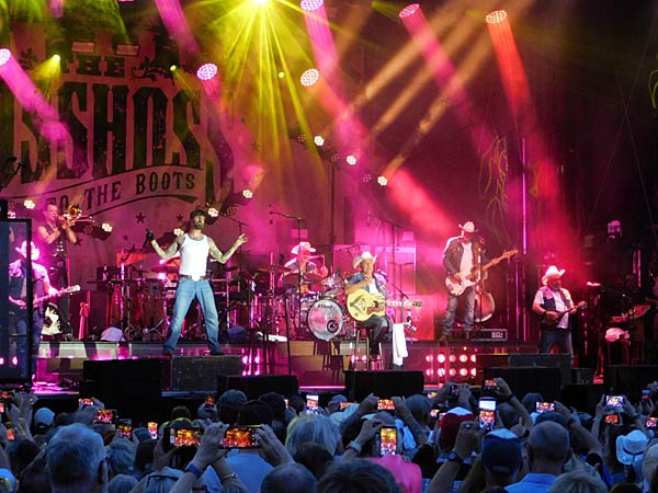 Konzert von 'The BossHoss' beim M&uuml;lheim Summer open air 2026