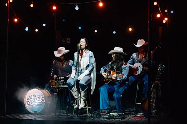 Schauspiel 'Brokeback Mountain' im Theater Oberhausen