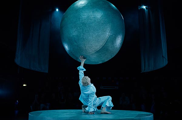 'Schausspiel 'Caligula' im Theater Oberhausen