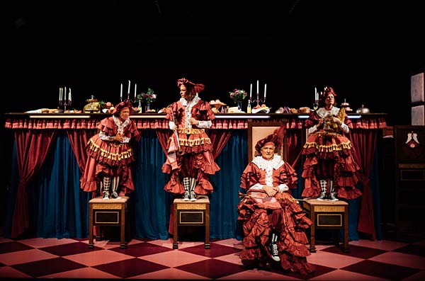 Schauspiel 'Fanfaren! im Theater Oberhausen