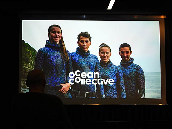 Haiforscher Lukas Müller mit dem Vortrag 'Deep Dive' beim Nachhaltigkeitstag von Canon Deutschland in Krefeld