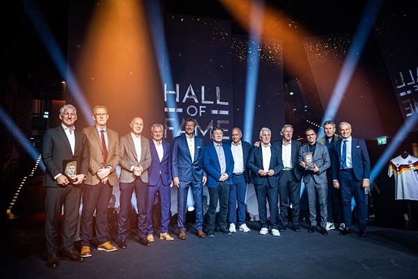 Ehrung der Neuzugänge in der 'Hall of Fame' im Deutschen Fußballmuseum in Dortmund