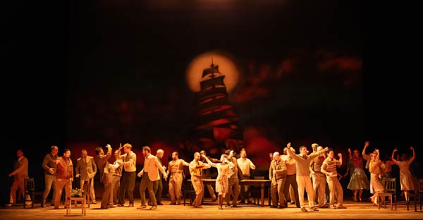 Oper 'Der fliegende Holländer' im Musiktheater im Revier in Gelsenkirchen