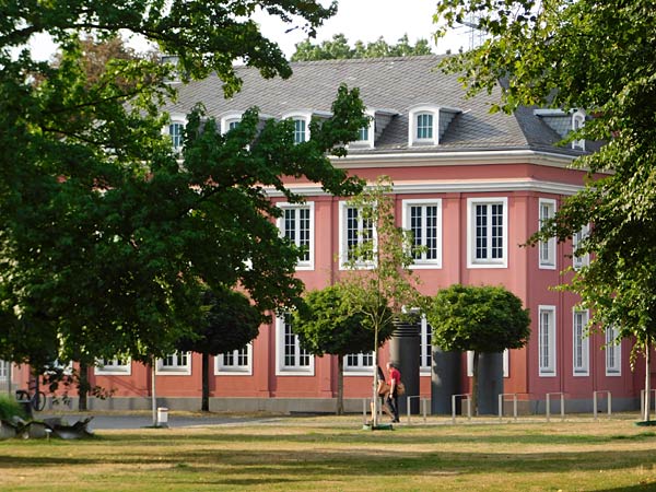 Spaziergang durch den Kaisergarten Oberhausen