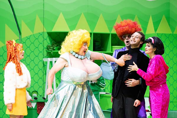 Oper 'Prima la Mamma!' in der Deutschen Oper am Rhein in Düsseldorf