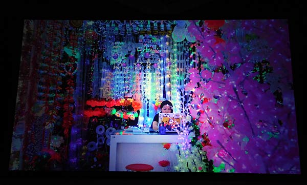 Ausstellung 'Mika Rottenberg. Queer Ecology' im Lehmbruck Museum in Duisburg