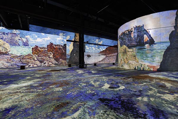 Immersive Schau 'Monet � Meister des Impressionismus' bei Phoenix des Lumi&egrave;res in Dortmund