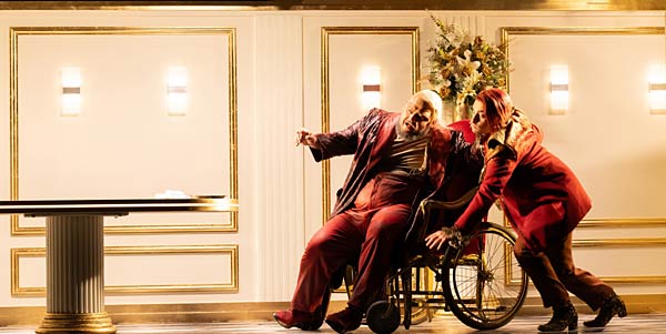 Oper 'Nabucco' bei der Deutschen Oper am Rhein im Theater Duisburg