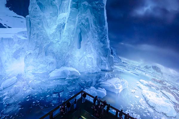 Panorama 'Antarktis' von Yadegar Asisi im Panometer Leipzig