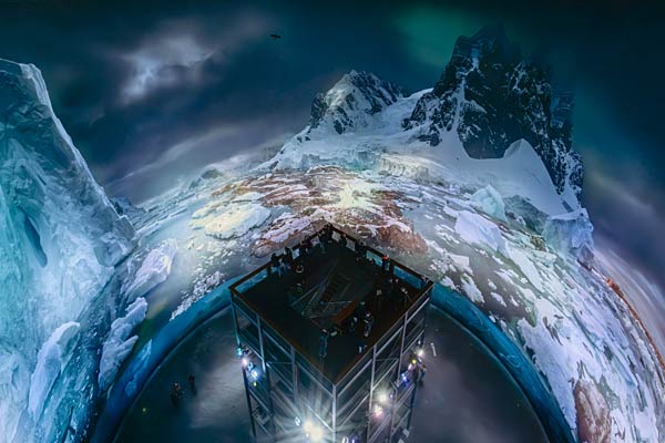 Panorama 'Antarktis' von Yadegar Asisi im Panometer Leipzig