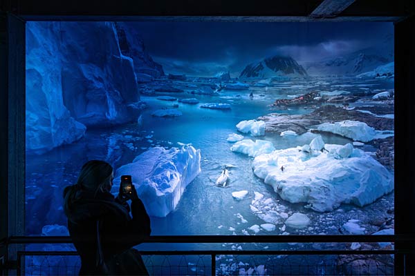 Panorama 'Antarktis' von Yadegar Asisi im Panometer Leipzig