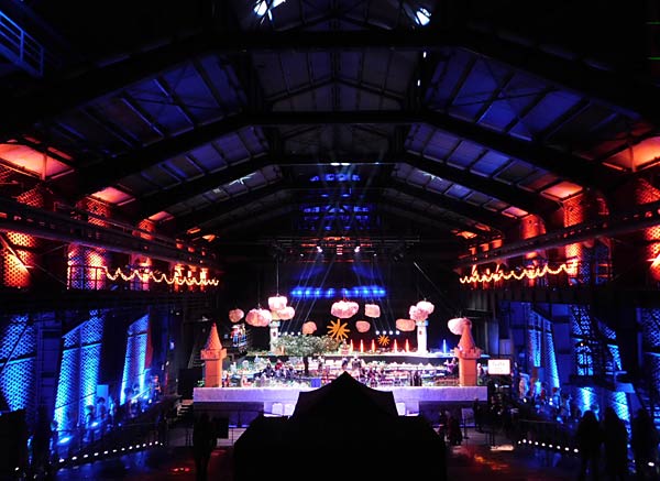 Playmobil-Weltrekord beim 'Lichtermarkt' 2025 im Landschaftspark Duisburg-Nord