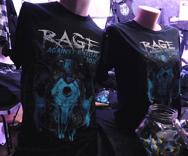 Rock-und Metal-Festival 'Rage against Racism' in Duisburg-Rheinhausen - Tag 2
