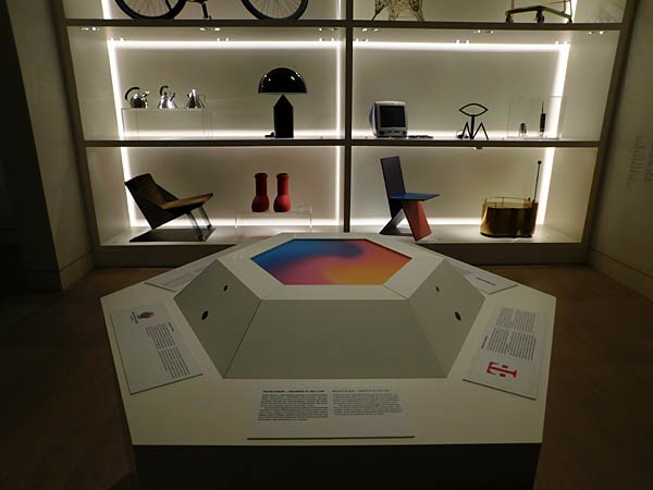 Ausstellung 'Die geheime Macht der D&uuml;fte' im Museum Kunstpalast in D&uuml;sseldorf