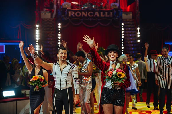 'Roncalli meets Schlager' im Metronom Theater Oberhausen