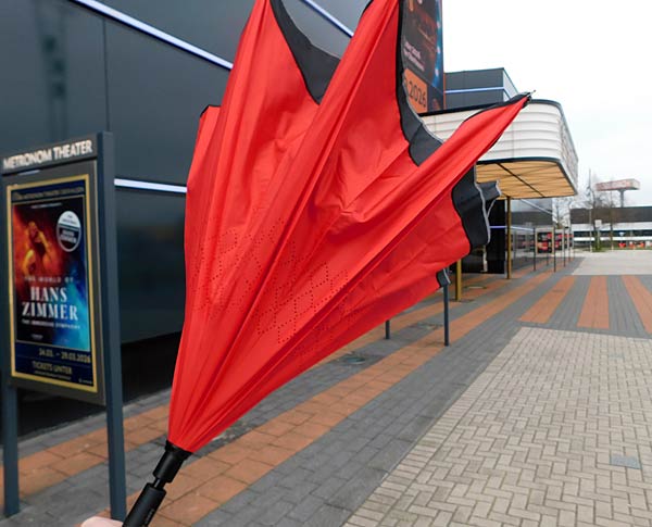 Test: Stockschirm FARE&reg; Contrary