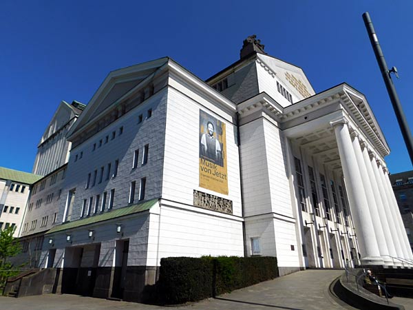 Machbarkeitsstudie f&uuml;r einen Teilabriss und Teilneubau des Stadttheater Duisburg