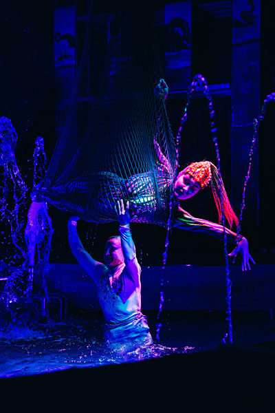 Zirkus 'Waterland' im Landschaftspark Duisburg-Nord