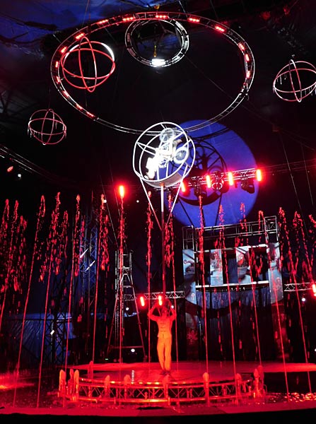 Circus 'Waterland' im Landschaftspark Duisburg-Nord